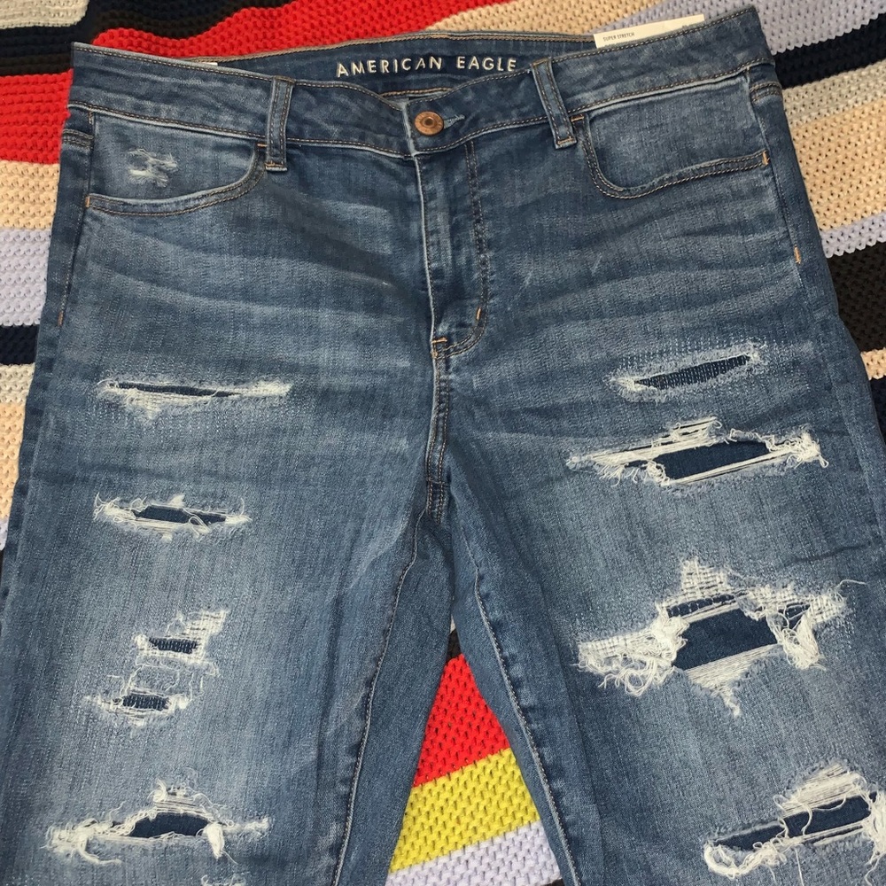 American Eagle cropped jeans
